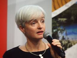 Emma Johnston's Instagram, Twitter & Facebook