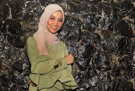 Menurut nabila, hubungannya dengan pelakon tersebut hanya sekadar kawan dan tidak lebih daripada itu. Nabila Razali Aedy Ashraf Putus Cinta Hanya Drama Hiburan Mstar