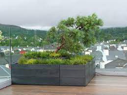 Trough planters are rectangular in shape and are perfect for bordering your garden or just adding a visual effect. Garden Planter Shop