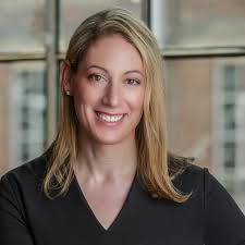 Sara Correa's Instagram, Twitter & Facebook