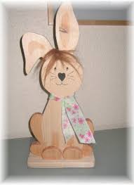 Susser Osterhase Aus Holz Easter Projects Easter Crafts Easter Diy