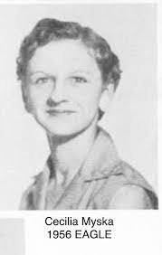 Esther Wynn's Instagram, Twitter & Facebook