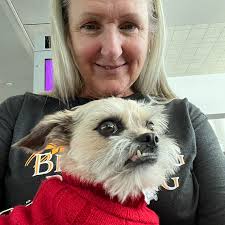 Can I use grass clippings as mulch for my melon and pumpkin pile?