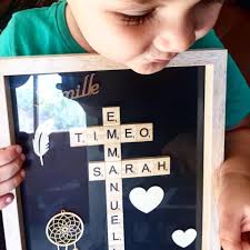 Trouvez des images de cadre photo. Atelier De Luno Une Idee De Cadeau Personnalise Le Cadre Scrabble