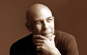 Como escreve Max Moreno