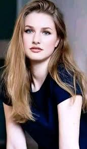 This princess has the life......