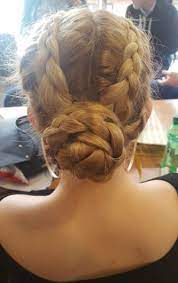10 Cute Hairstyles For Swimming Aquamobile Swim School Swimming Hairstyles Hair Styles Girl Hairstyles