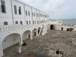 So schrieb ich mich nochmal in die uni ein. There And Back Again Studentin Der H Brs In Ghana Hochschule Bonn Rhein Sieg H Brs