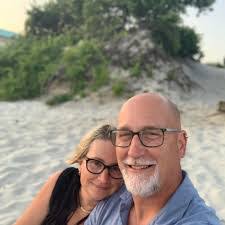 Lori Landis's Instagram, Twitter & Facebook