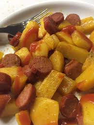 Gutburgerlich Steckrubenpfannle Mit Rindswurst Und Curry Rezept Rezepte Steckrube Wurstchen