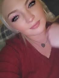 Katrina Winter's Instagram, Twitter & Facebook