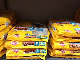 ペディグリーチャムの評判は 安いドッグフードで犬に与えて大丈夫なの ドッグフード 犬 ゴールデンレトリバー