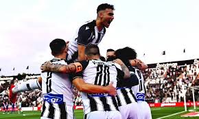 Οπαδός του μέσι (vids) γεννημένος στην οστράβα ο 32χρονος τόμας βάτσλικ έχει πίσω του μία σπουδαία καριέρα αλλά και μία στάση ζωής που σπανίζει για έναν άνθρωπο. 6zrxhhskhmpy2m