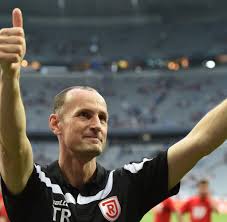 He currently manages fc augsburg. Bayer Leverkusen Heiko Herrlich Ist Rudi Vollers Neuer Trainer Joker Welt