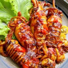 Sambal baby cumi lagi hype banget ya belakangan ini? Resep Cumi Goreng Asam Hidangan Berbuka Yang Praktis Banget