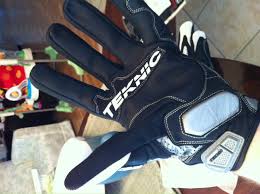 Teknic Gloves Size Xxl Way Too Big For Me Who Wants Pay