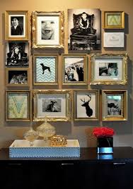 Diy accent wall ideas and picture wall ideas to display family photos in any room in your home • when it comes to accent wall ideas for your home, nothing is more personal and beautiful than a family photo wall or a gallery wall. Cool Wall Art Make A Photo Wall With Family Photos Interior Design Ideas Avso Org