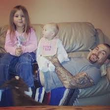 And paislee, four, with former girlfriend taylor halbur. Adam Lind Kids The Hollywood Gossip