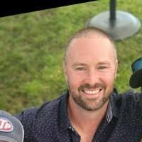 Jordan Pearce's Instagram, Twitter & Facebook