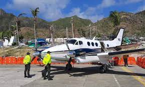 42, born 3 march 1978. Fiscalia Inicio Proceso De Extincion De Dominio De Avion Del Esposo De Alejandra Azcarate