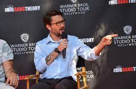 Og moren debbie er som skuespiller i 2020 kjent for star trek. Star Trek Lower Decks Creator Wants Wil Wheaton To Appear On The Show