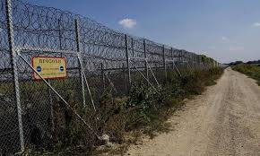 Στον έβρο για την κατασκευή του φράχτη. Petsas Gia Fraxth Ston Ebro Pote Anamenetai Na Oloklhrw8ei H Kataskeyh Toy Pentapostagma