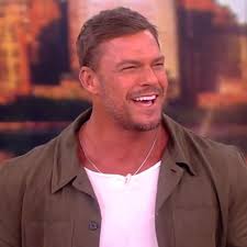 Reacher star Alan Ritchson shares real-life TV thriller moment he stopped a  robber