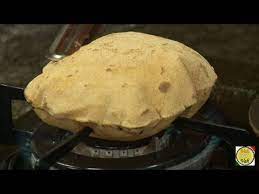 Corn Flour Bread Makkai Ki Roti By Vahchef Vahrehvah Com Reach Vahrehvah At Website Http Www Vahrehvah Com Youtube Http Roti Food Indian Bread