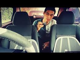 Mungkin dalam kereta tu ada kelembapan yang tinggi. Cara Hilangkan Bau Hapak Dalam Kereta Gerenti Berkesan Youtube