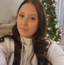 Are there any tips for early check-in at the resort?