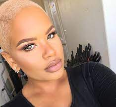 Short Natural Blonde Haircut For Black Women Coupe Cheveux Tres Court Styles De Coiffures Coupe De Cheveux