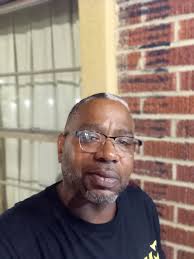 Alcoholic shares sobriety experience