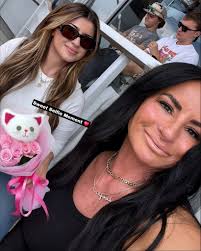 Smiles, signatures, and good vibes with the fans 🤍✍️ #HaillieDeegan  #RacingLife #FanLove"