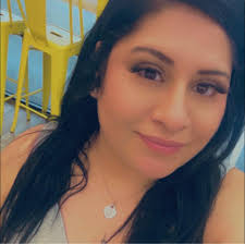 Hello! Is there any good store that has stitch party decorations? Thank  you.