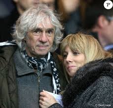 Louis Bertignac Fou De Laetitia 34 Ans Sa Cadette Je L Aime Elle M Aime Purepeople