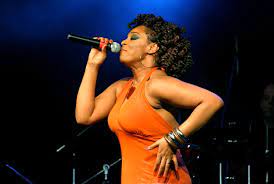 Página oficial da cantora paula lima no facebook! Paula Lima Wikipedia