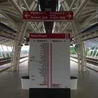 It is operated under the kelana jaya lrt system network as found in the station signage. Rapidkl Alam Megah Kj35 Lrt Station Jalan Beranang 5 27 14e