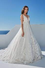 Style Bianca Deep V Neck Ball Gown With Lace Cummerbund Justin Alexander Ball Gowns Wedding Ball Gown Wedding Dress Lace Ball Gowns