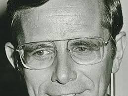 William Agee, former Bendix CEO, dies at 79