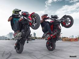 It is available in 3 colors, 1 variants in the malaysia. Tnt 135 Benelli Q J Motorcycles And Scooters