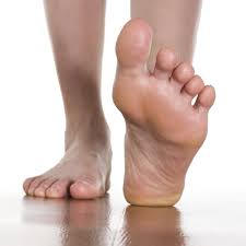 Common causes of numb toes include tight footwear, ms, diabetes, and nerve damage. Peripheral Neuropathy Poz