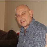 Chris Hutt's Instagram, Twitter & Facebook