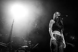 Met de winst van emma wint ook coach ali b voor het eerst met zijn kandidaat the voice. Lena Emma Bale In Bielefeld Ringlokschuppen Konzertbericht