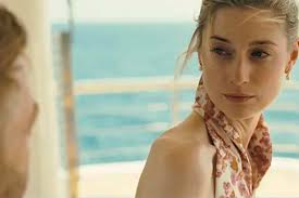 Elizabeth Debicki som prinsesse Diana i The Crown