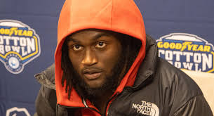 Quick Hits: Jim Knowles Wants to Keep James Laurinaitis