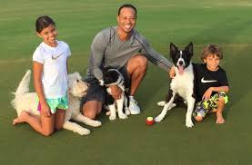 Tiger Woods Shares Adorable Family Picture With His Kids And Pets Tiger Woods Children Tiger Woods Animals For Kids
