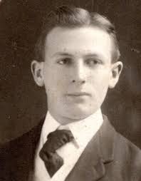 I've recovered an old photograph of Chester P. DAVIS taken at the Sullivan  Bros. Studio in Hudson, NY. The photograph appears to have been taken in  the early 1900's with Chester likely