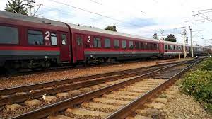 Tren Ir Cu 14 Vagoane Ir 1746 Baia Mare Bucuresti Intr O Duminica Seara Youtube