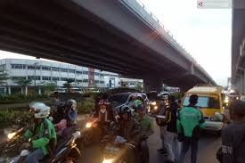 Check spelling or type a new query. Gojek Grab Jakabaring Dan Act Sumsel Berbagi Takjil Gratis Ramadhan Antara News