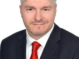 Presidente designa a nuevo director de la Aeronáutica Civil